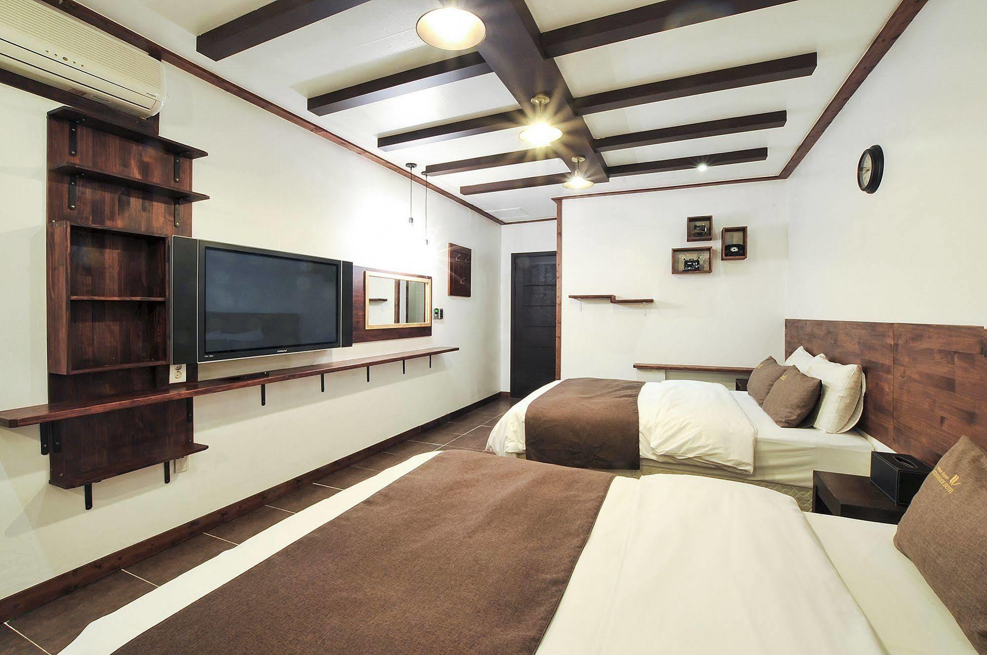 Incheon Airport Oceanside Hotel Exterior photo